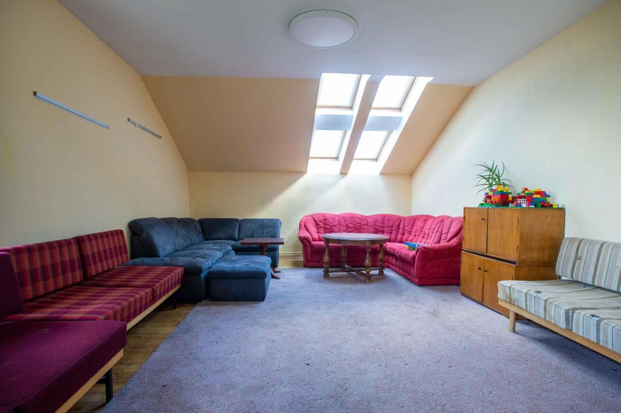 Jugendzentrum Seligstadt Selistat Buitenkant foto
